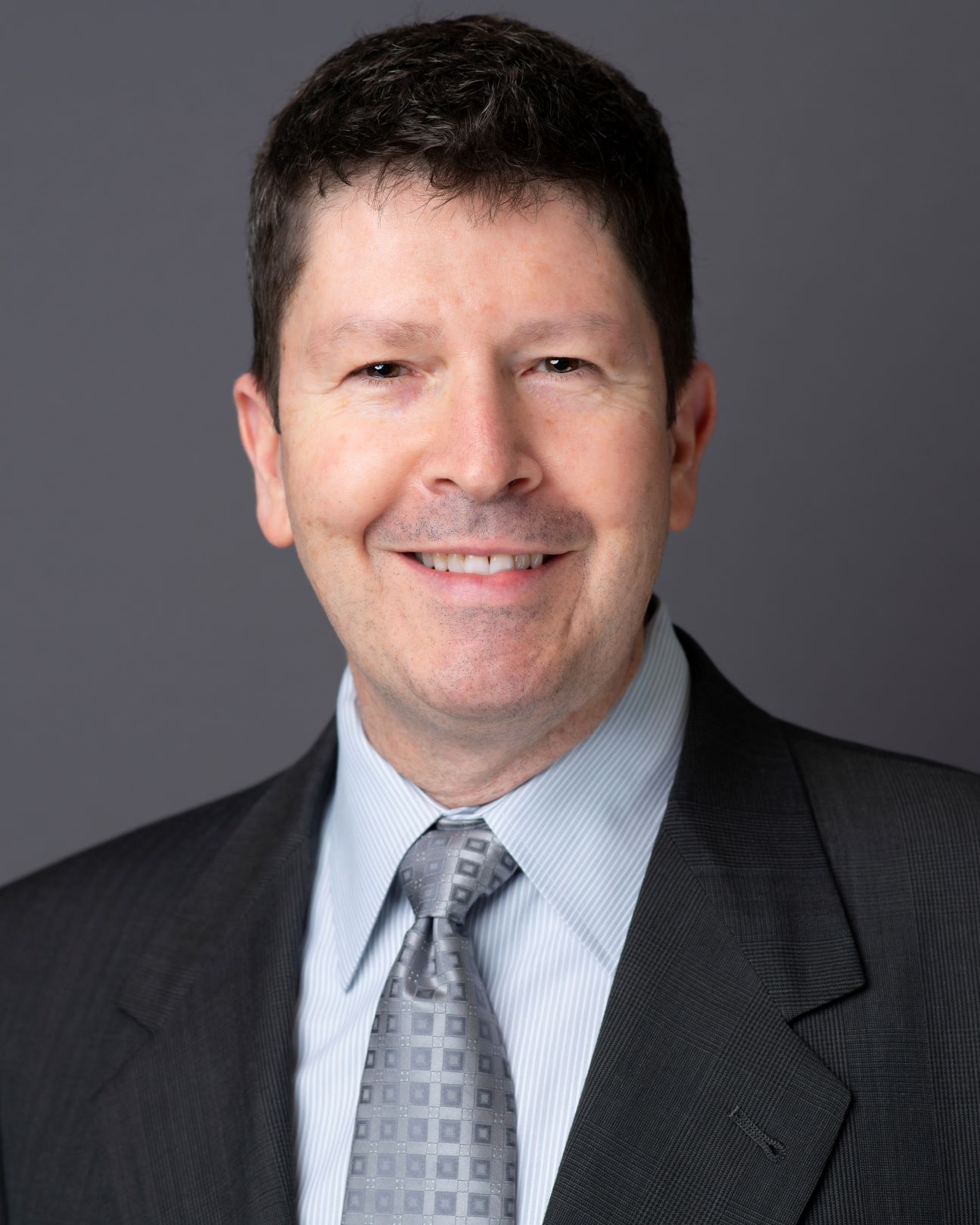 Dr. Sean Healey